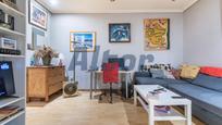 Living room of Flat for sale in  Madrid Capital