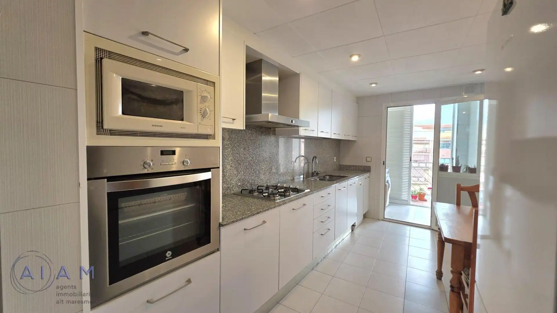 Appartamento con terrazza in vendita a Tordera pueblo, imagen 2