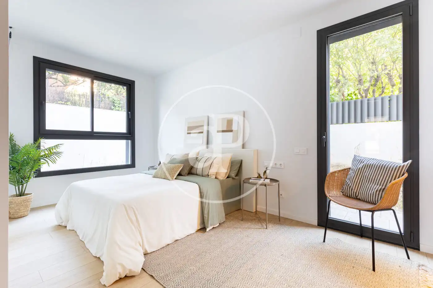 Schlafzimmer von Wohnung zum Verkauf in Sant Cugat del Vallès mit Klimaanlage, Heizung und Privatgarten