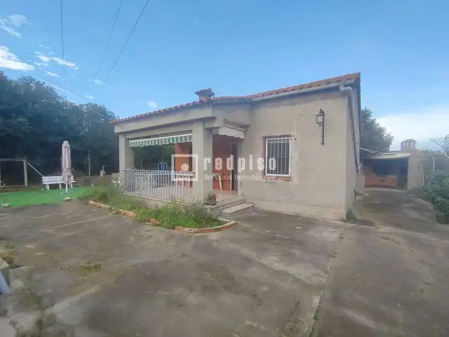 Casa amb piscina en venda a El Grao