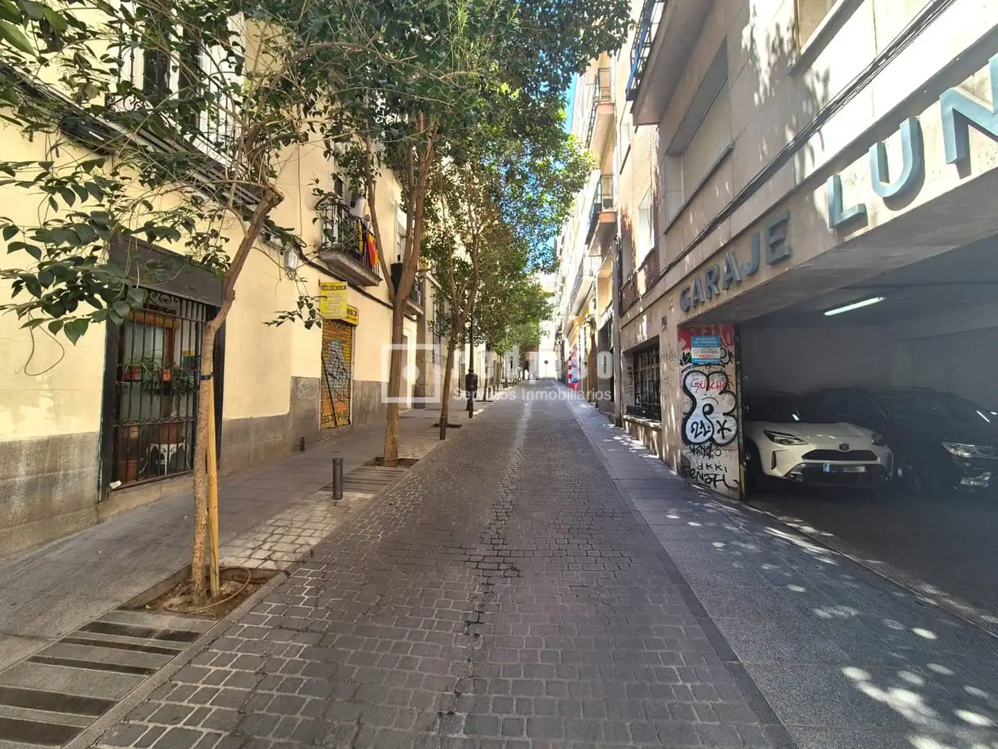 Außenansicht von Wohnungen zur Miete in Madrid mit Klimaanlage und Möbliert