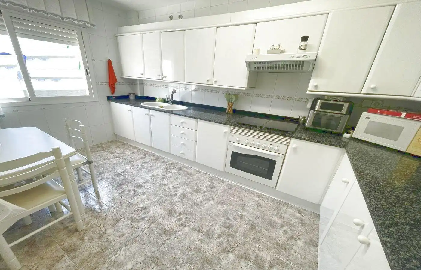 Cuina de Pis en venda en La Ràpita amb Aire condicionat, Calefacció i Balcó