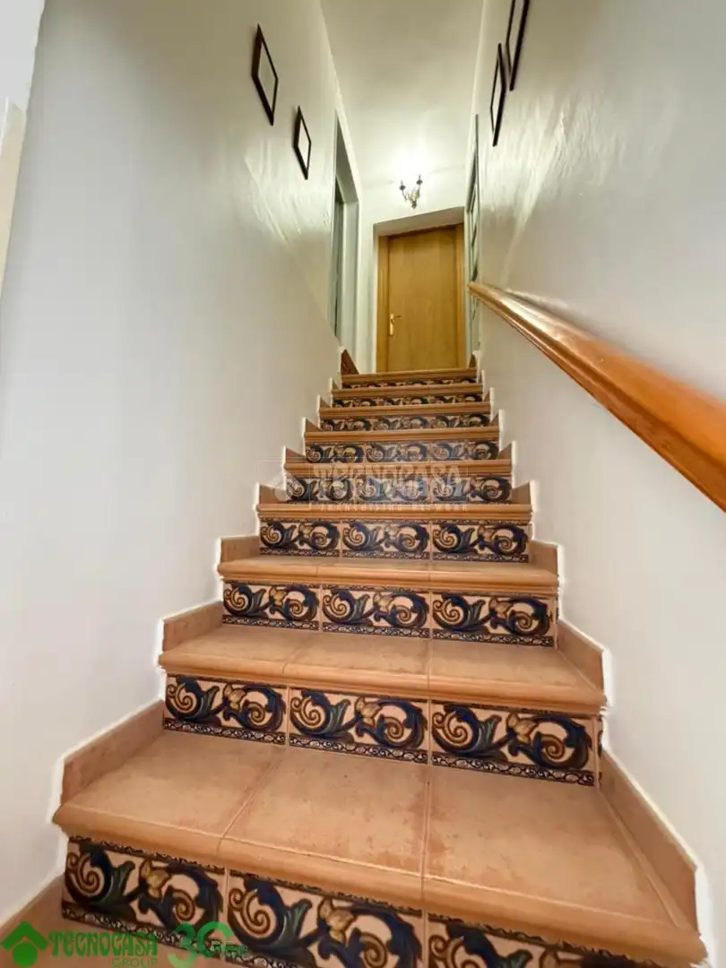 Casa adosada en venta en Santa Cruz de la Zarza con Calefacción, Terraza y Amueblado