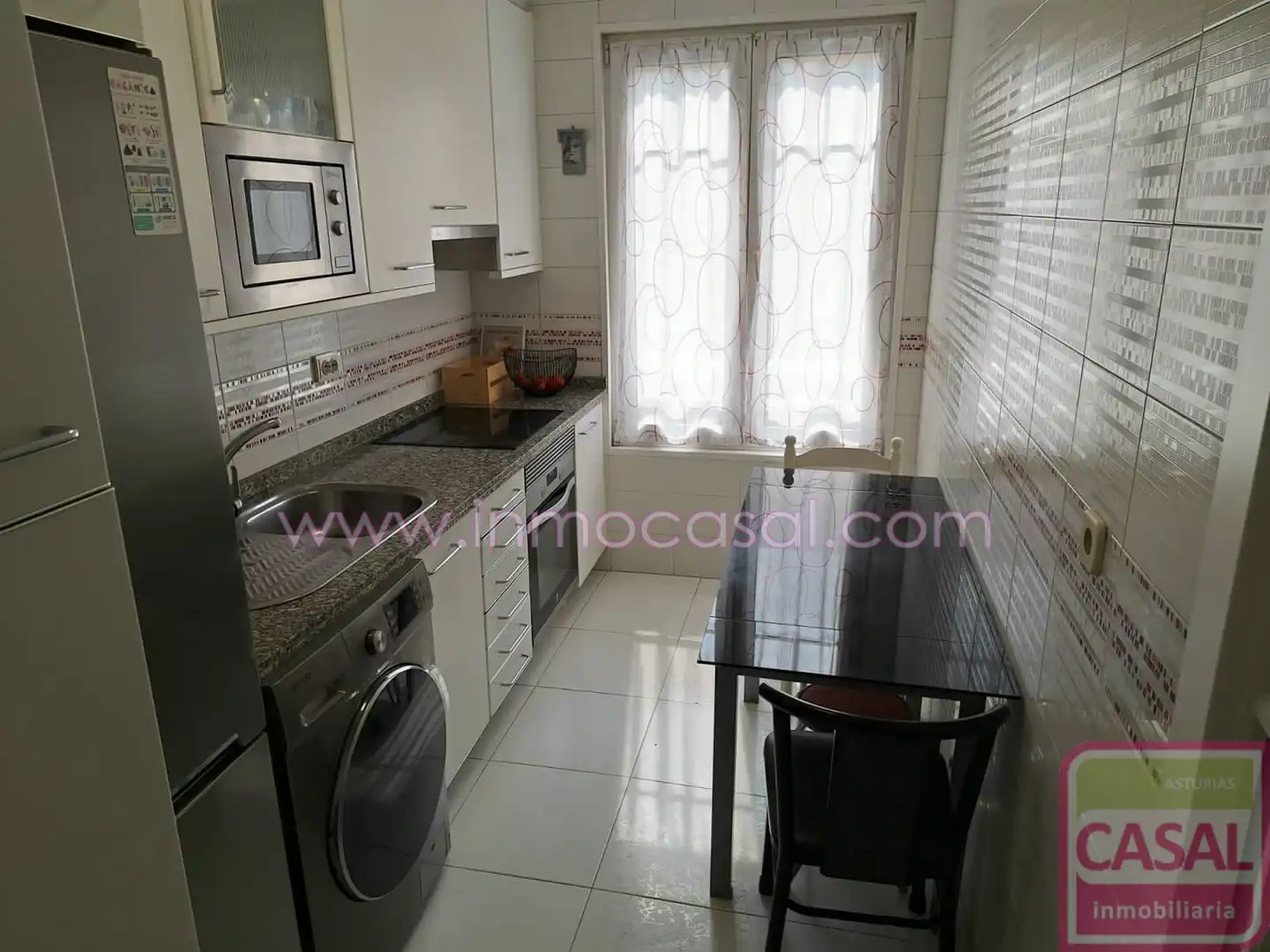 Kitchen of Flat for rent in Gijón   with Heating and Furnished