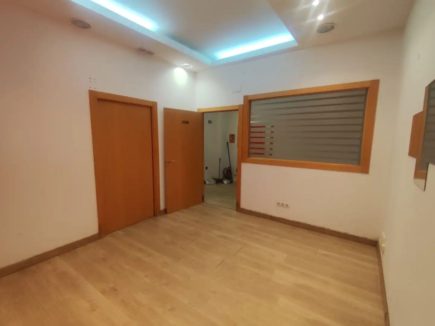 Geschaftsraum zur Miete in Palencia