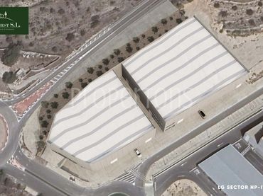 Nau industrial en venda a Ibi