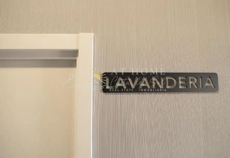 Habitación de Apartamento en venta en Málaga con Terraza, Piscina y Horno