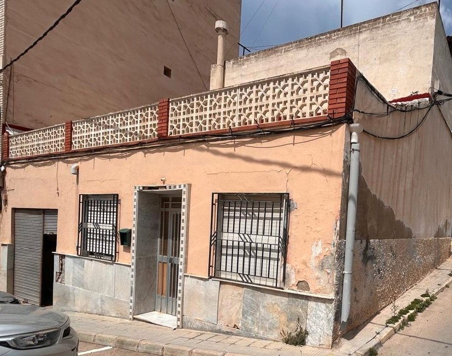 Vista exterior de Casa o xalet en venda en Redován amb Terrassa, Traster i Moblat