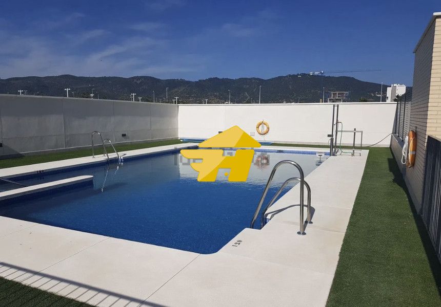 Piscina de Pis de lloguer en  Córdoba Capital amb Aire condicionat, Jardí privat i Piscina