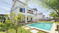 Piscina de Casa o xalet en venda en Estepona amb Jardí privat i Terrassa