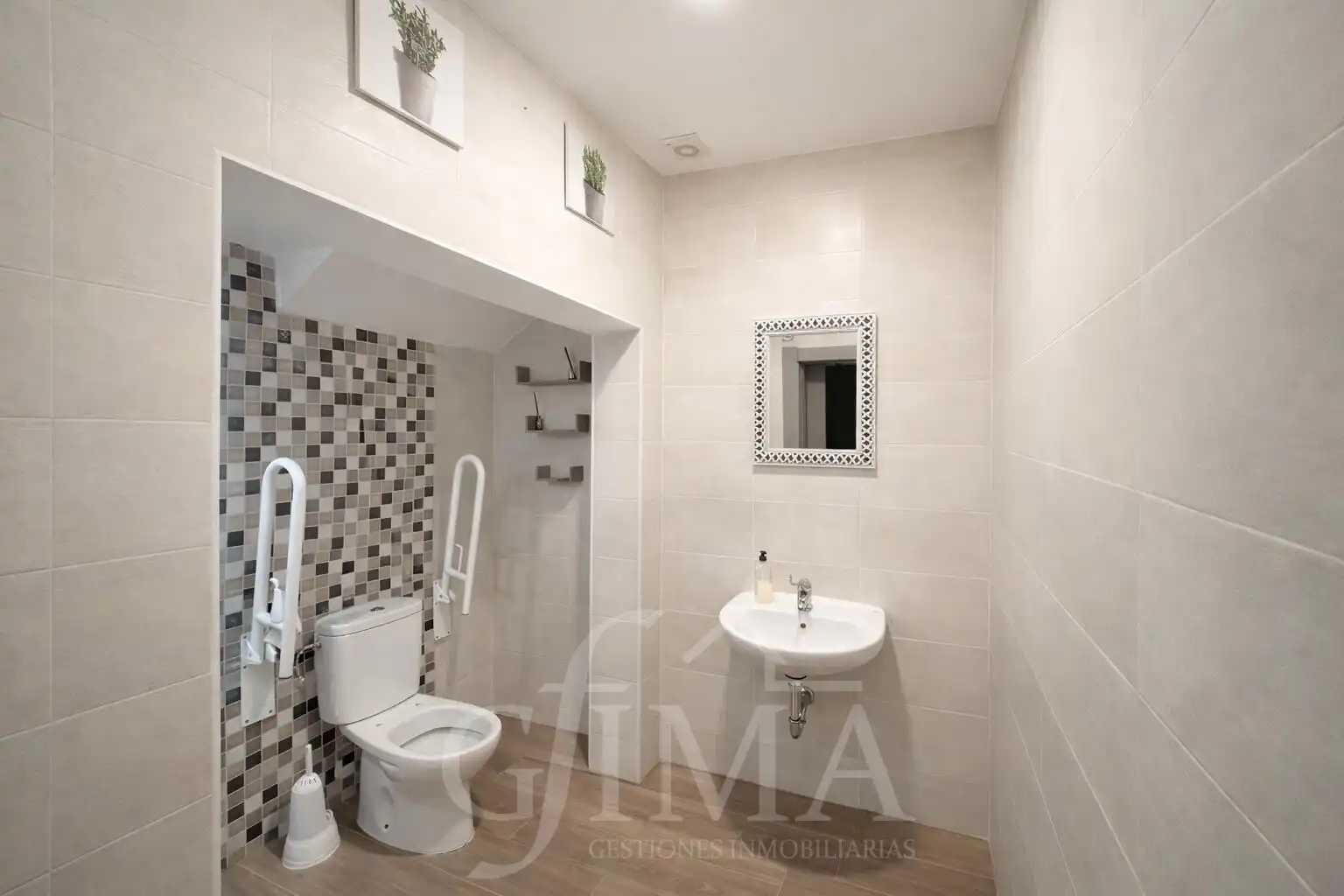 Local comercial de lloguer a Tomelloso, imagen 5