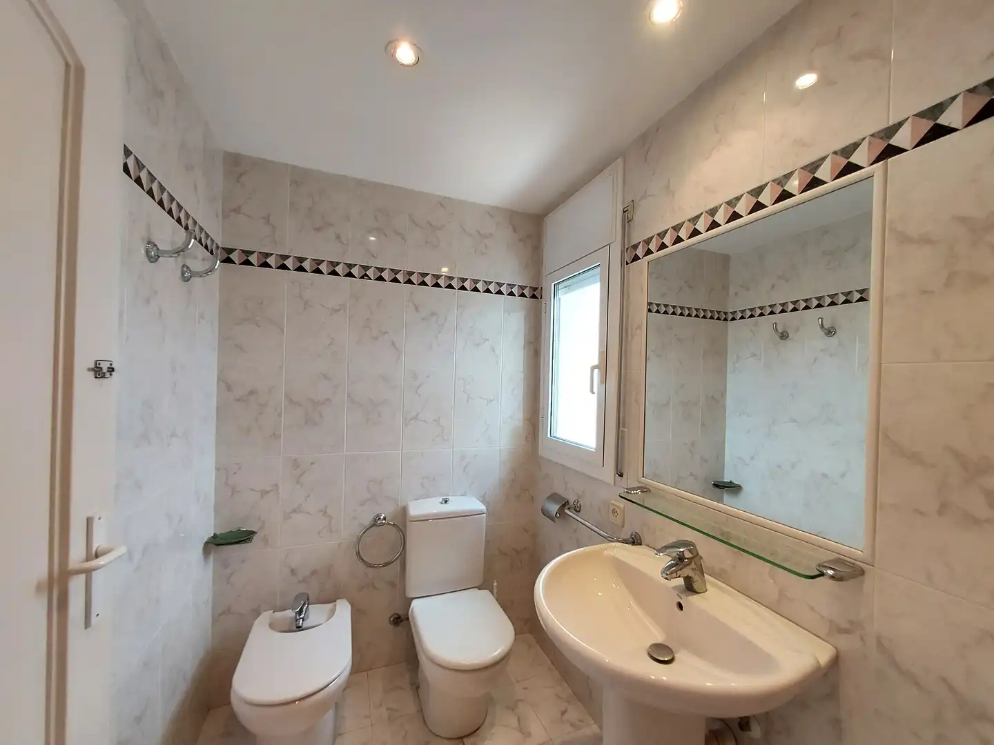Bathroom of Houses for sale in El Vendrell  with Air Conditioner, Heating and Private garden