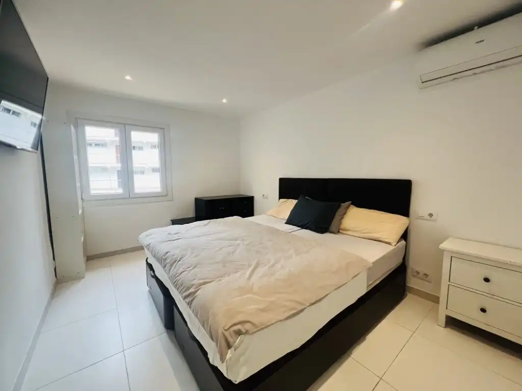 Dormitori de Apartament de lloguer en Calvià amb Aire condicionat, Calefacció i Terrassa