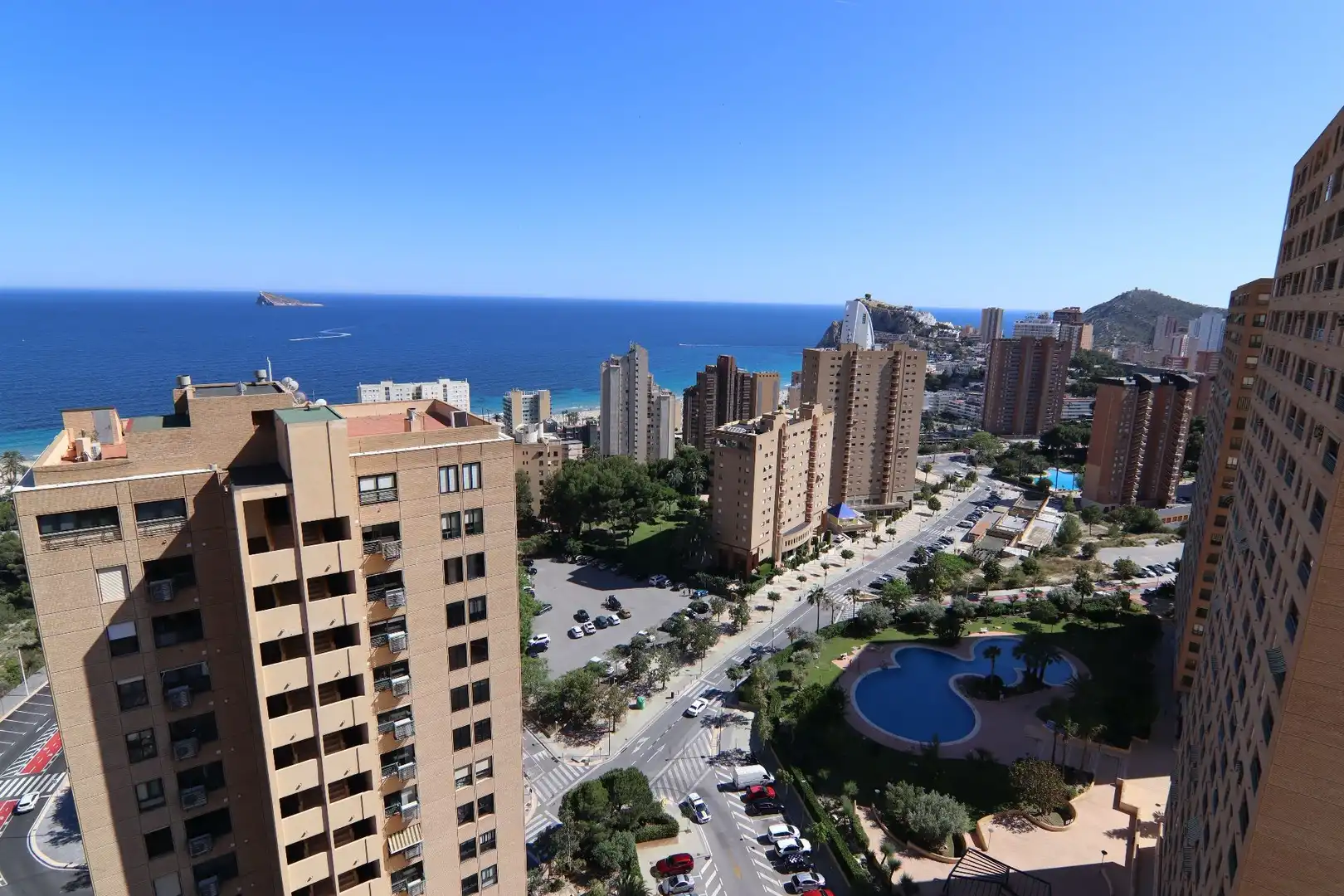 Vista exterior de Piso en venta en Benidorm con Aire acondicionado, Terraza y Amueblado