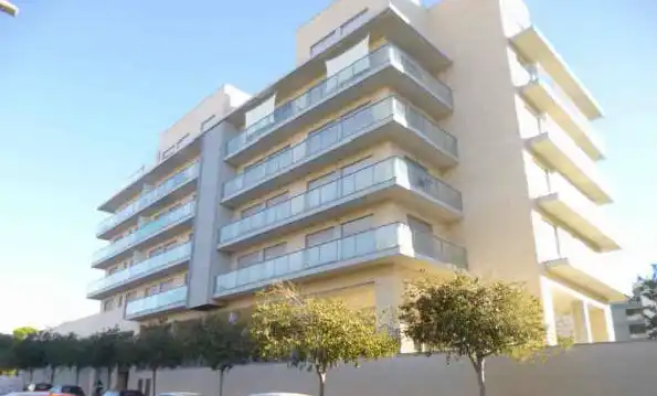 Parking with lift for sale in C/ Alonso Cano