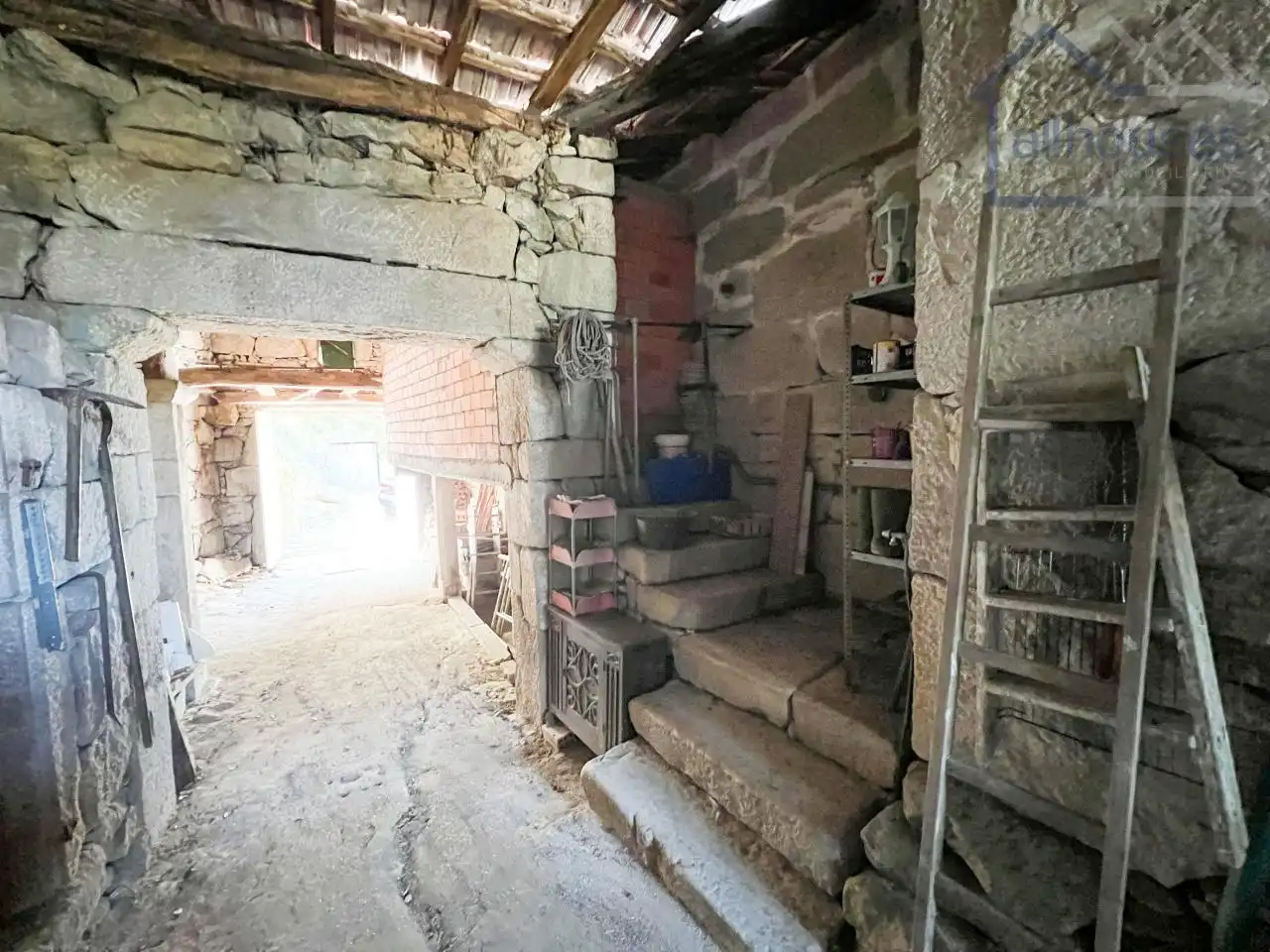 Casa rústica amb jardí en venda a Covelo, imagen 25