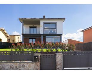 Vista exterior de Casa o xalet en venda en Balenyà amb Aire condicionat i Terrassa