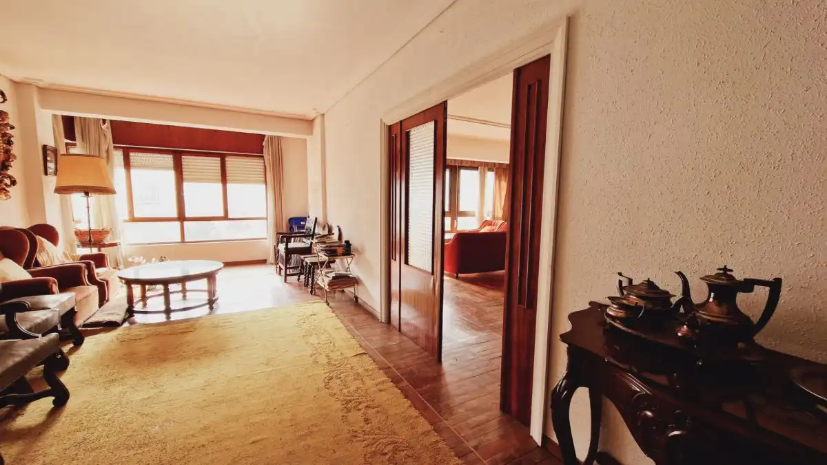 Piso con terraza en venta en MENENDEZ PELAYO, imagen 13