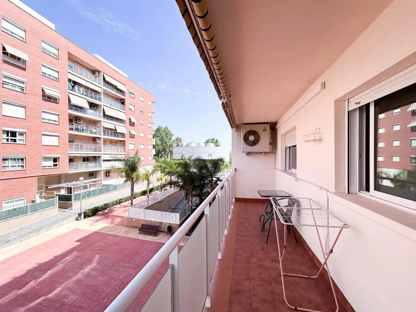 Terrace of Flat for rent in Paterna  with Air Conditioner, Heating and Private garden