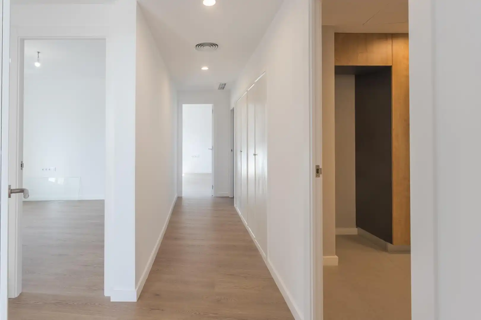Àtic de lloguer en Barcelona amb Aire condicionat, Calefacció i Parquet