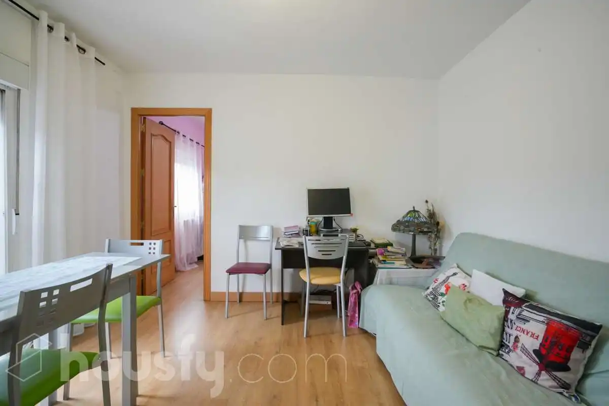 Sala de estar de Piso en venta en  Madrid Capital con Calefacción, Terraza y Balcón