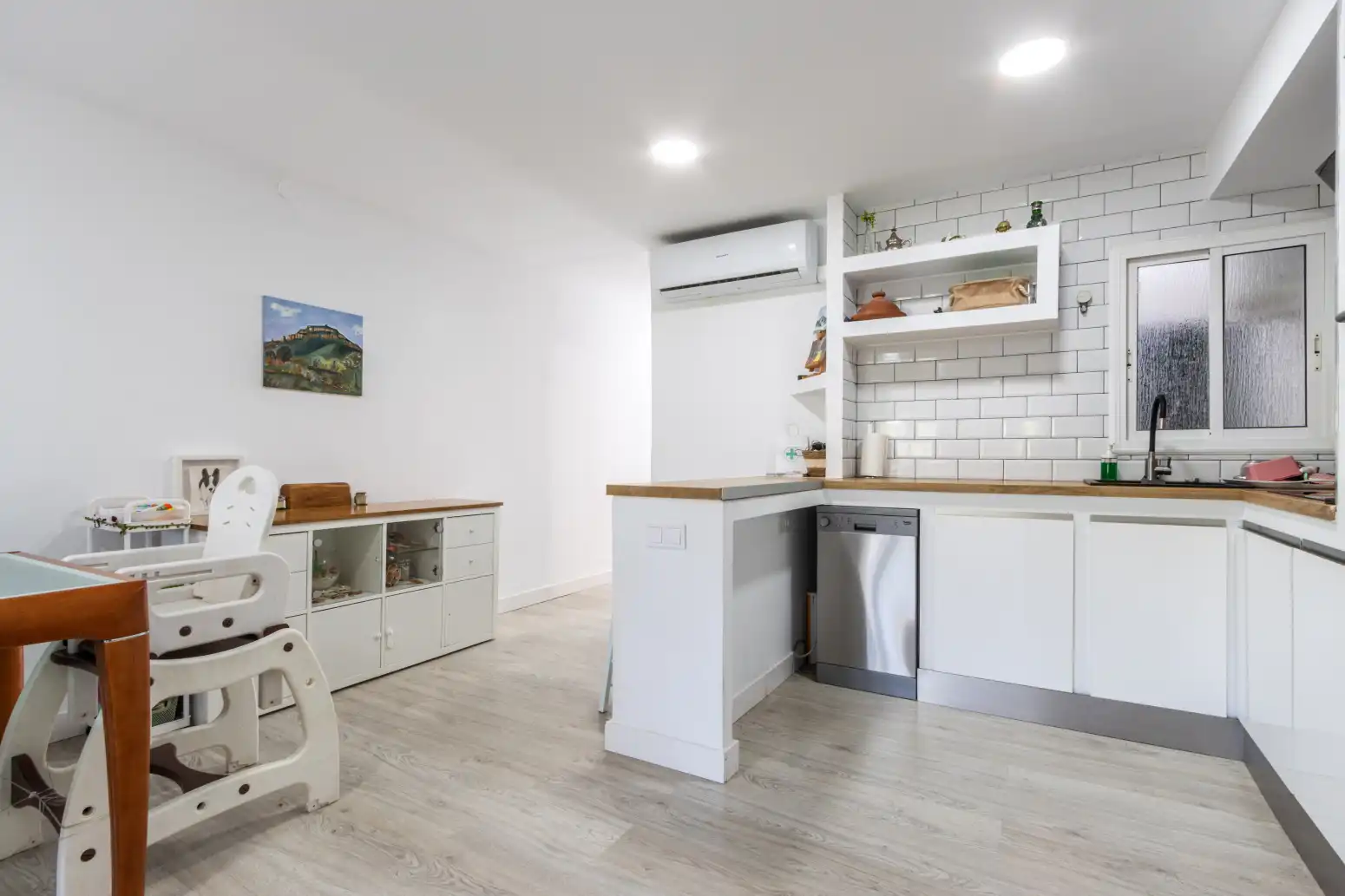 Kitchen of Flat for sale in Terrassa  with Heating, Parquet flooring and Terrace