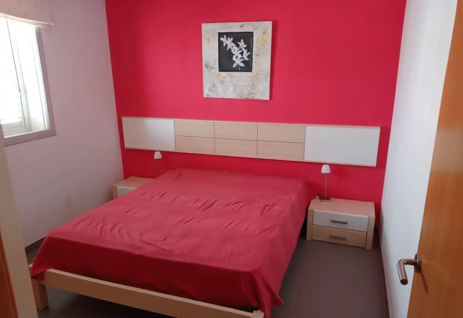 Habitación de Casa adosada en venta en Mont-roig del Camp con Aire acondicionado, Jardín privado y Terraza
