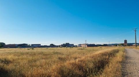 Foto 3 von Residential zum Verkauf in Camino del Molino Nuevo, 4, Alcazarén, Valladolid