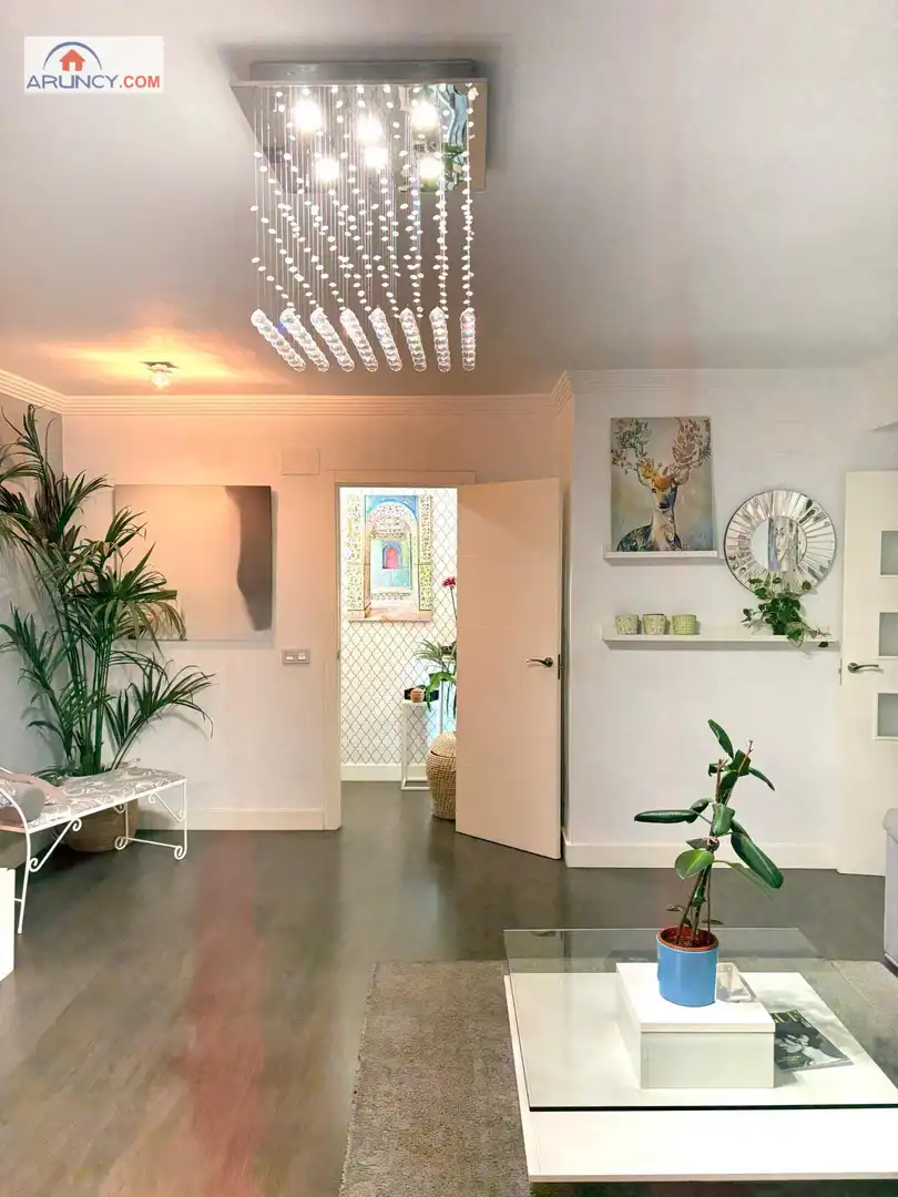 Flat for sale in Sevilla  with Air Conditioner, Heating and Private garden