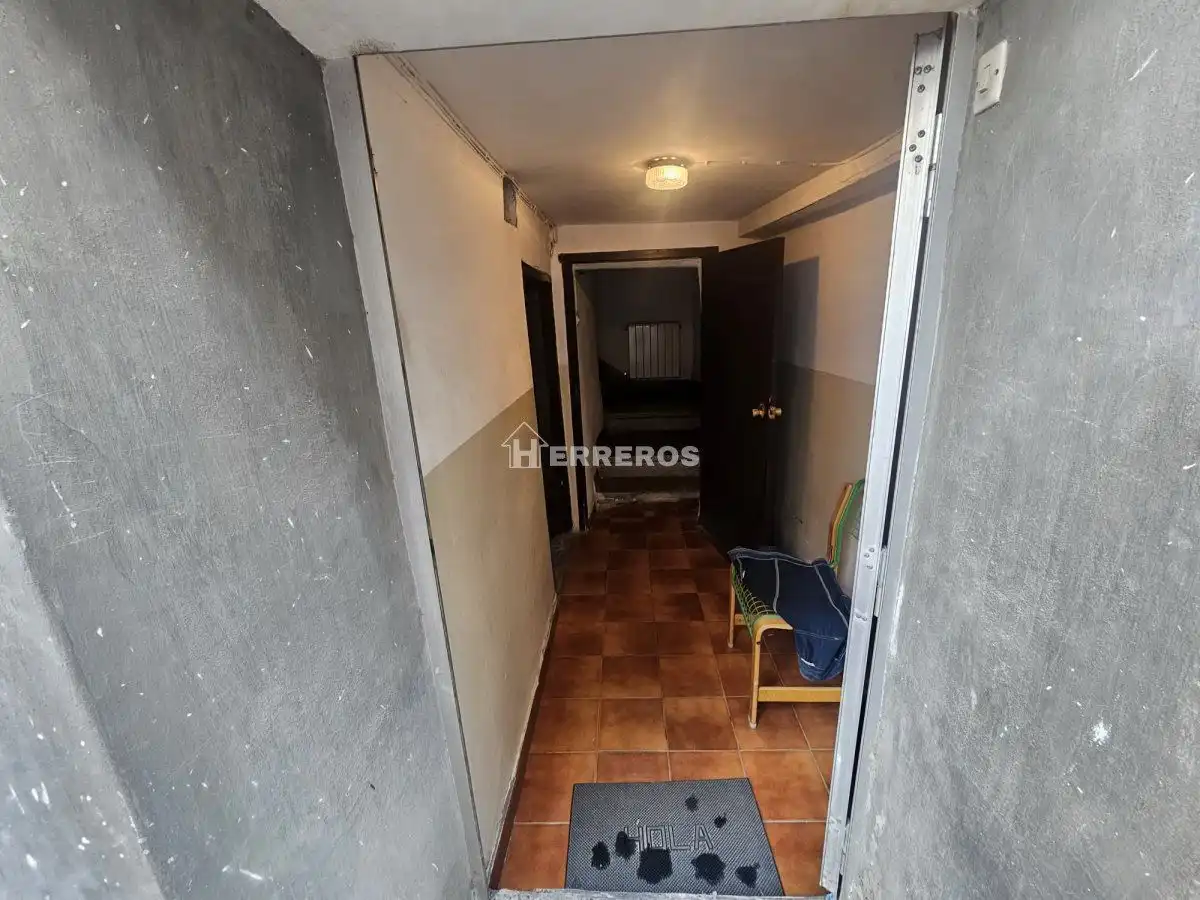 Casa amb terrassa en venda a lorenzo iñiguez, imagen 24