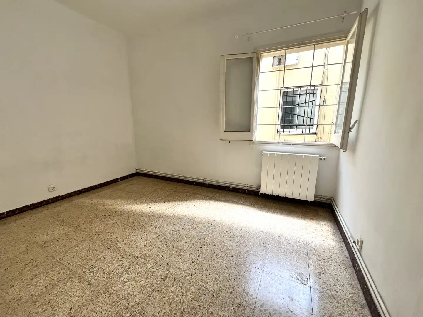 Dormitori de Àtic en venda en Barcelona amb Calefacció, Terrassa i Forn