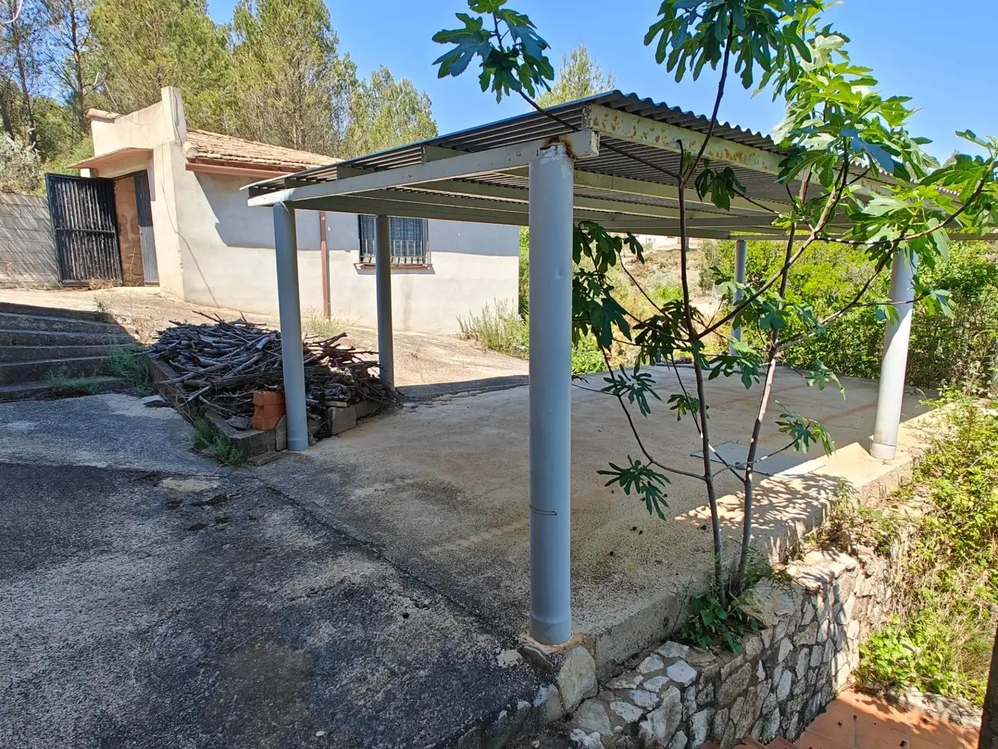 Casa o xalet en venda en Yátova amb Calefacció i Jardí privat