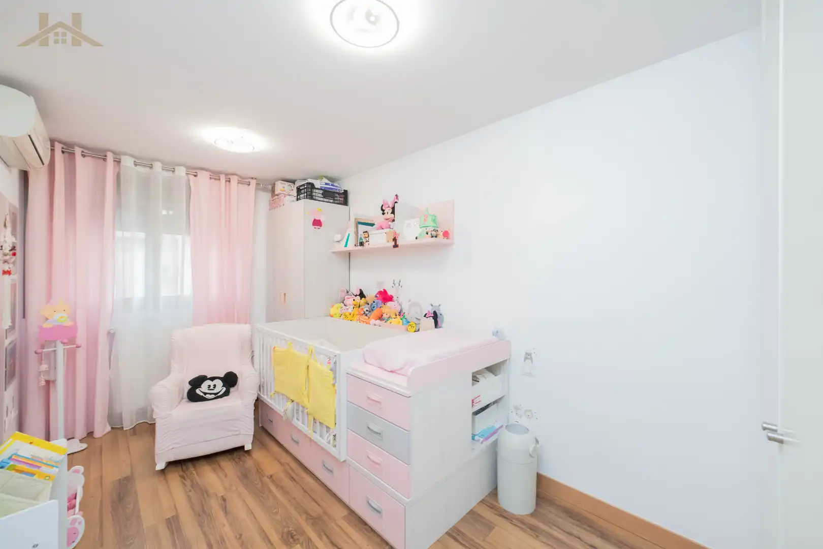 Schlafzimmer von Wohnung zum Verkauf in Zarzuela del Monte mit Klimaanlage, Heizung und Abstellraum