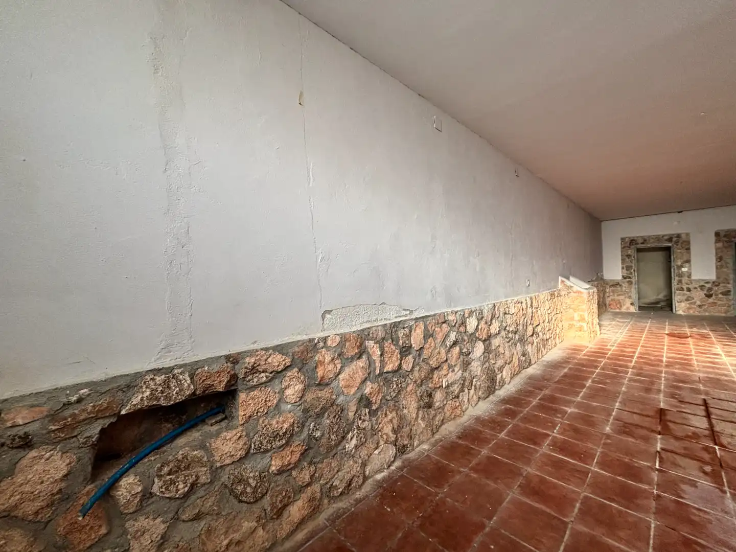 Houses for sale in Socuéllamos  with Private garden, Storage room and Alarm