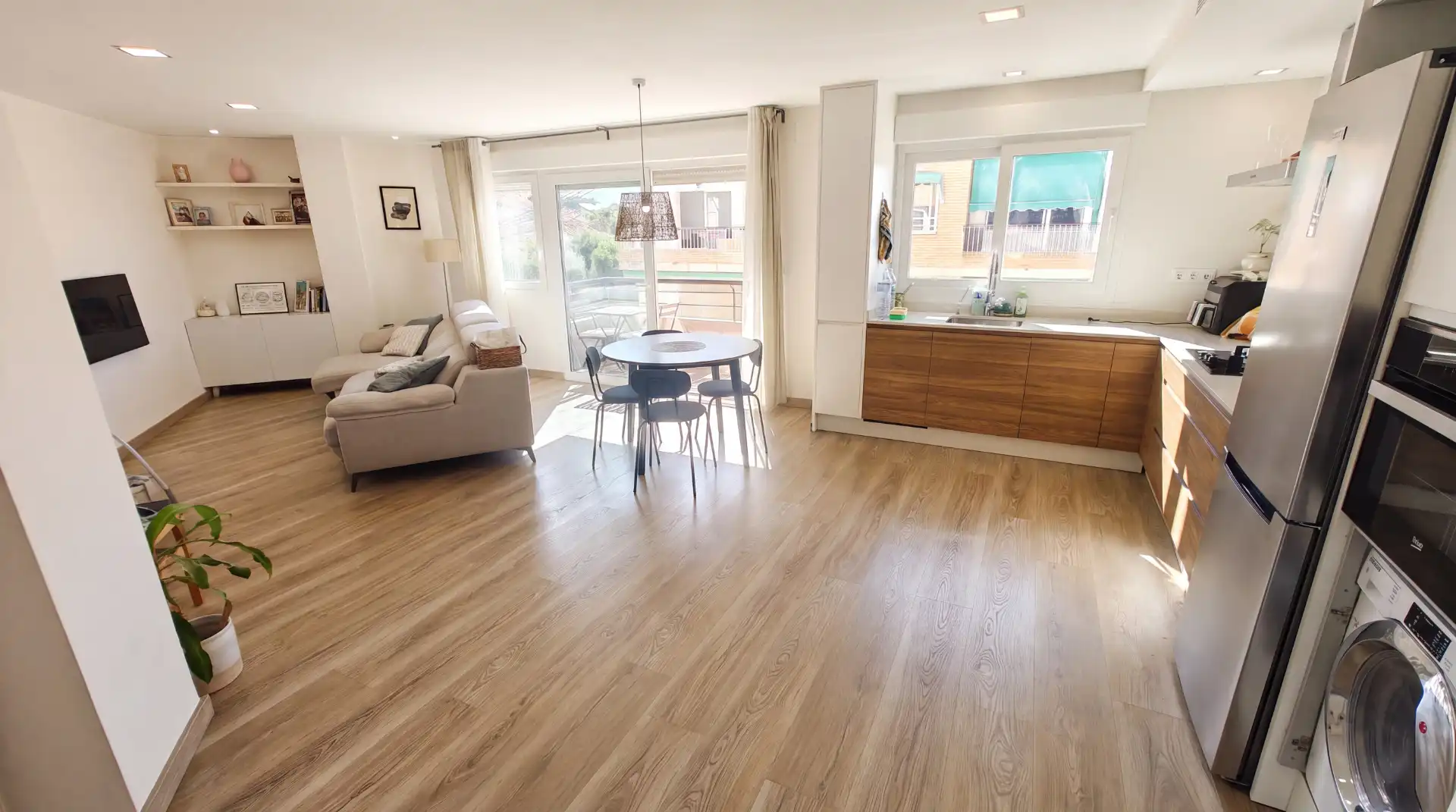 Sala d'estar de Pis en venda en Alicante / Alacant amb Aire condicionat, Calefacció i Parquet