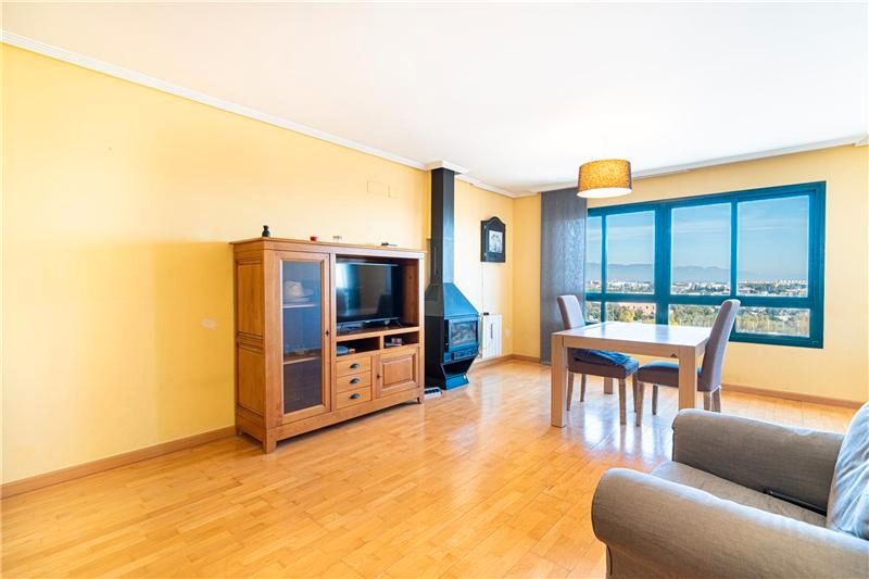 Living room of Attic for sale in  Palma de Mallorca  with Heating, Terrace and Community pool