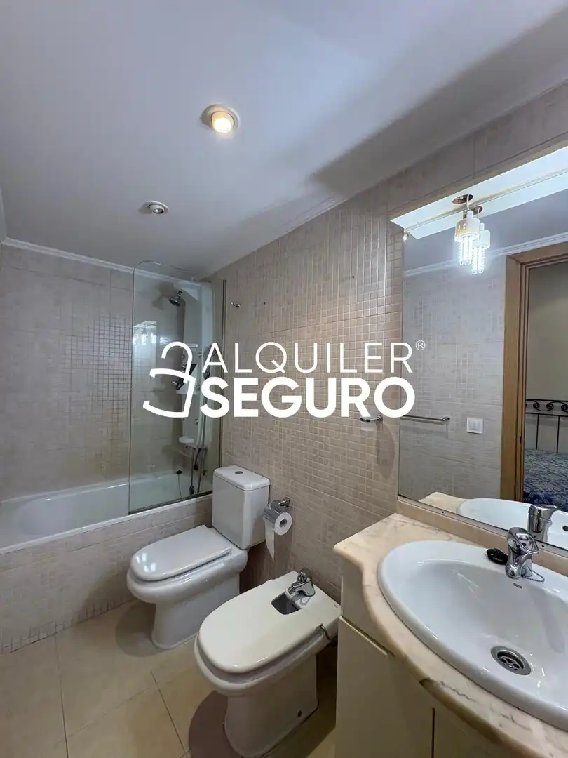 Bany de Estudi de lloguer en Madrid amb Calefacció