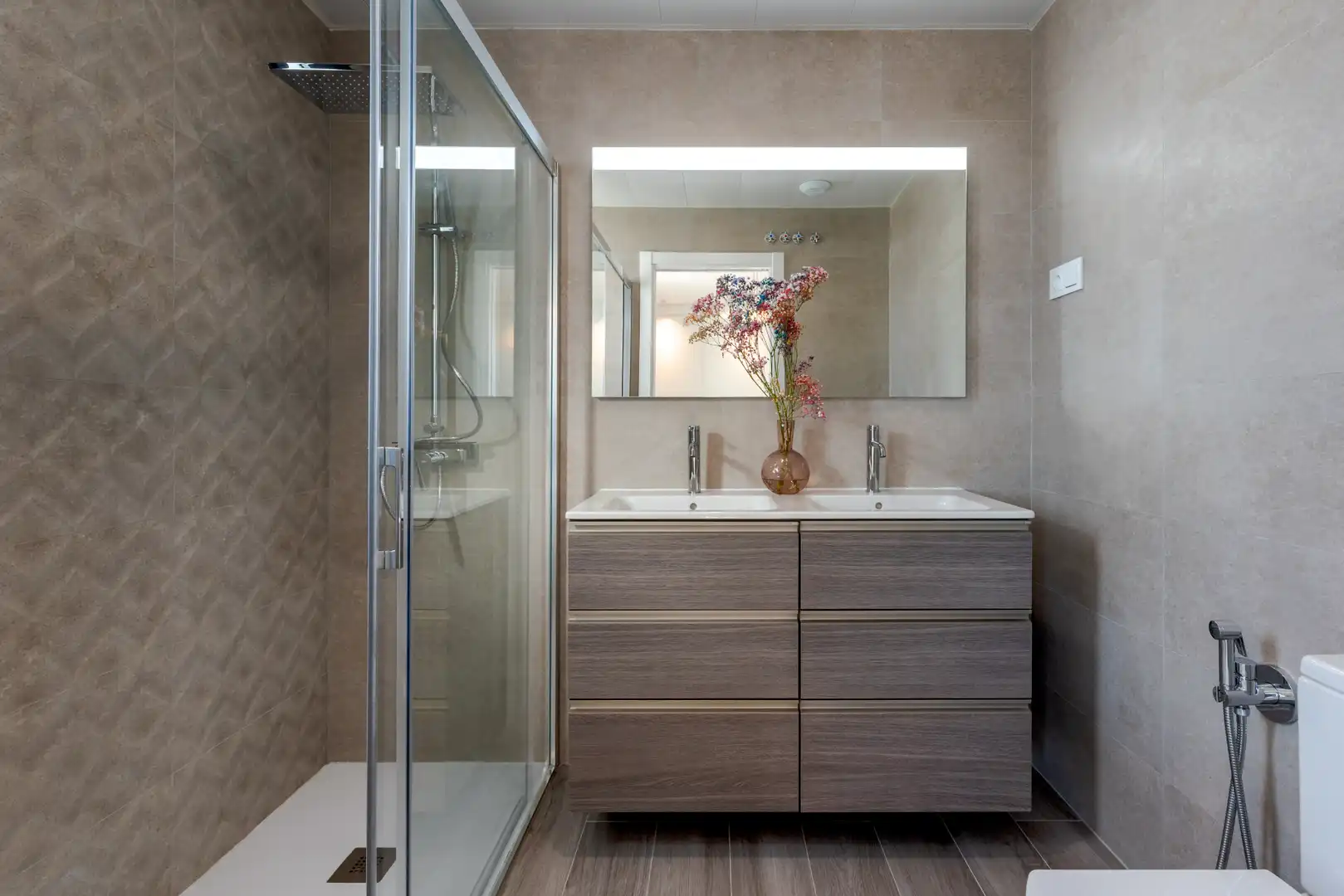 Badezimmer von Dachboden zum Verkauf in Torremolinos mit Klimaanlage, Heizung und Terrasse