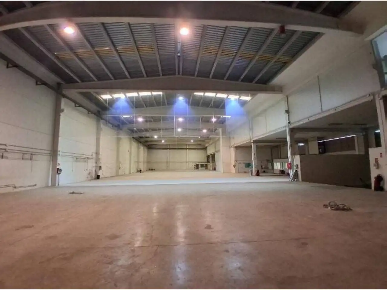 Nave industrielle à louer à Calle Traginers, imagen 3