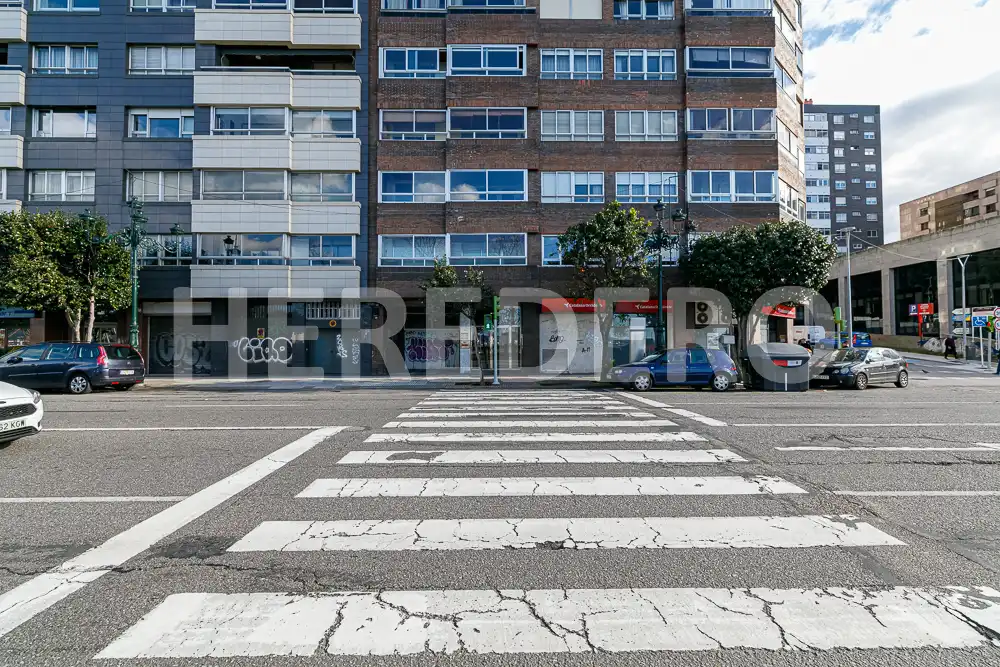 Außenansicht von Wohnung zum Verkauf in Vigo  mit Heizung und Parkett