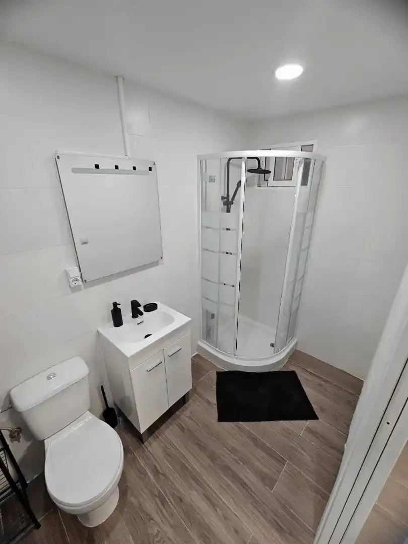 Badezimmer von Wohnung zur Miete in Garbinet - Vistahermosa