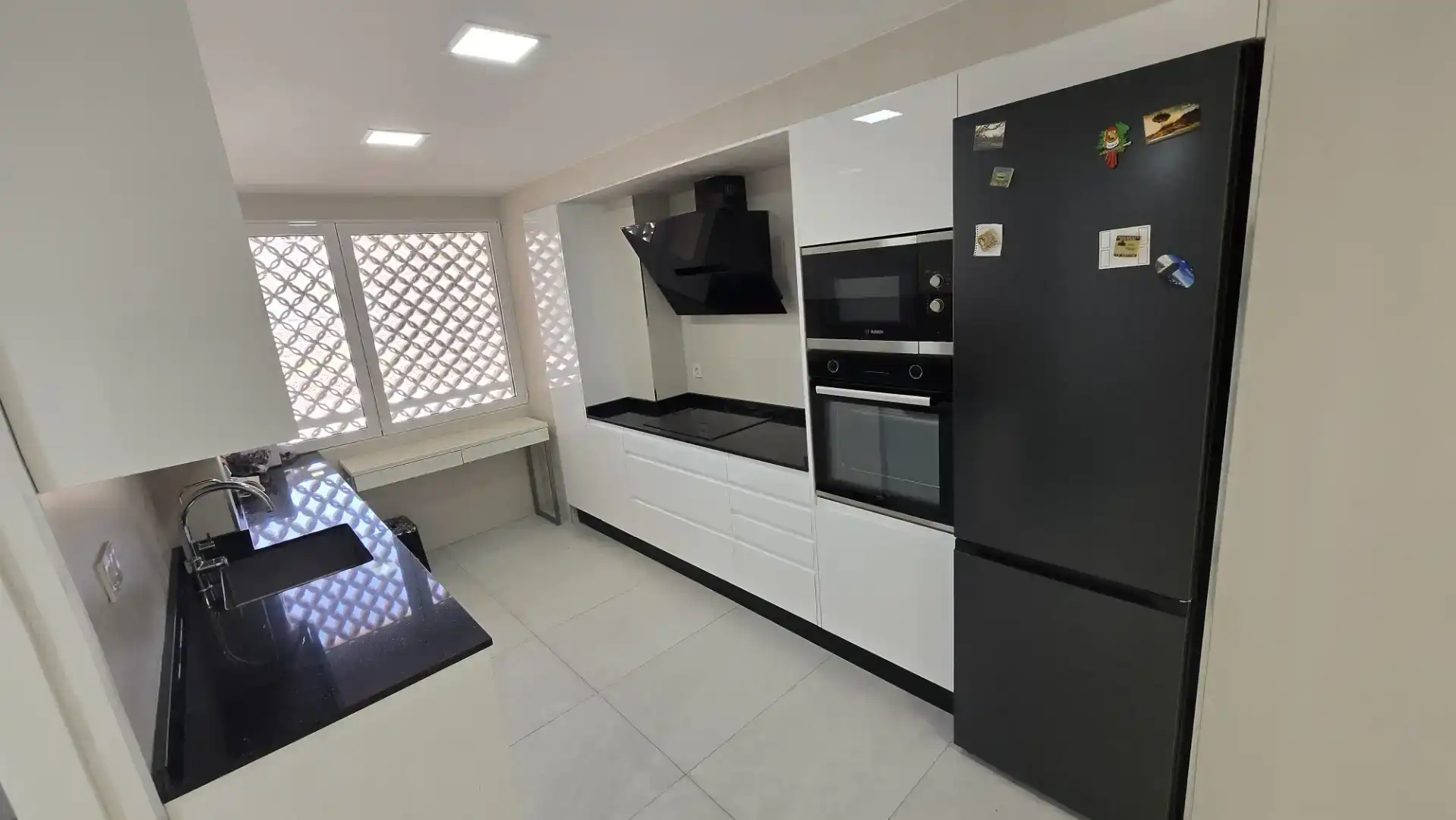 Kitchen of Flat for rent in El Campello  with Air Conditioner, Private garden and Swimming Pool