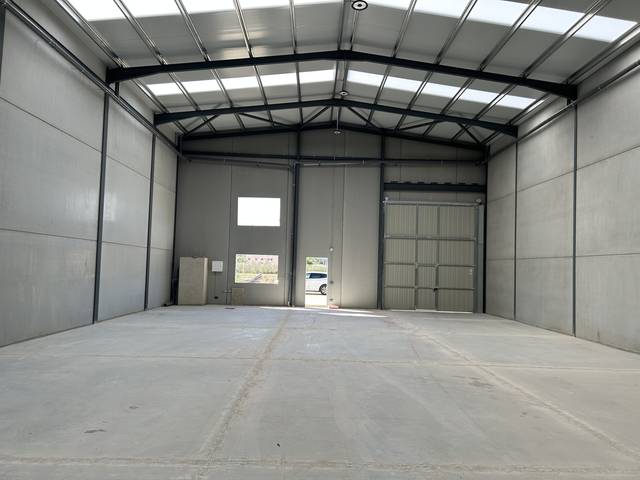 Nave industrial en Alquiler en Torrent - CL MAS DEL JUTGE 2A en Zona Calle Valencia