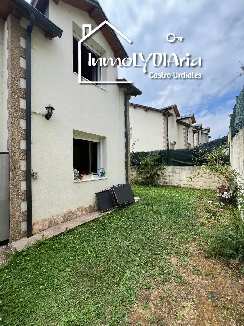 Casa o xalet en venda a Barrio Mioño, Mioño - Santullán