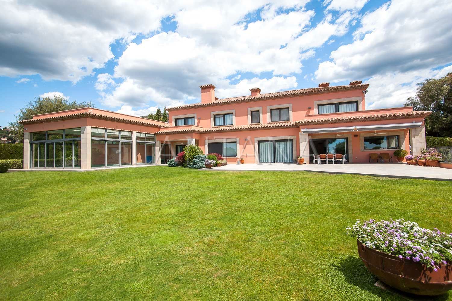 Vista exterior de Casa o chalet en venta en L'Ametlla del Vallès con Aire acondicionado, Calefacción y Jardín privado