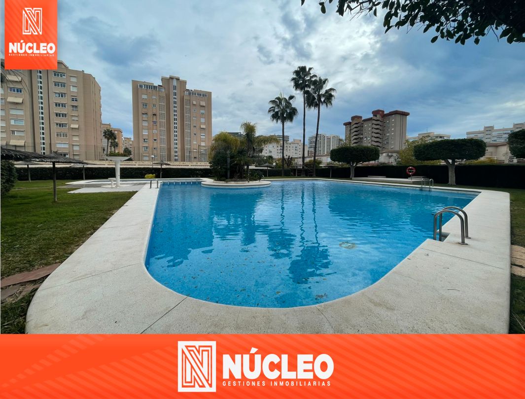 Piscina de Piso en venta en Alicante / Alacant con Aire acondicionado, Calefacción y Terraza