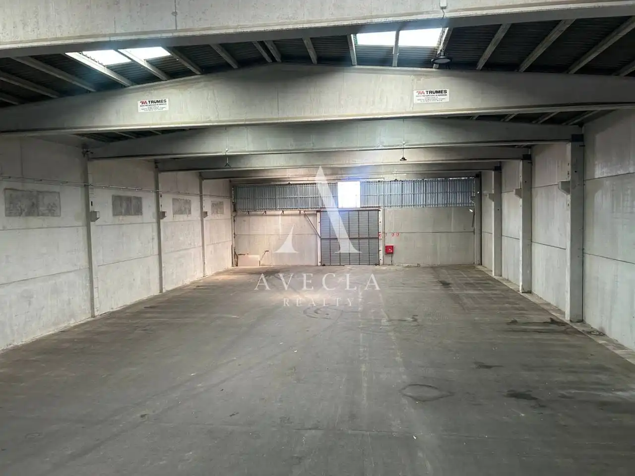 Nave industrial de alquiler en Sant Esteve Sesrovires