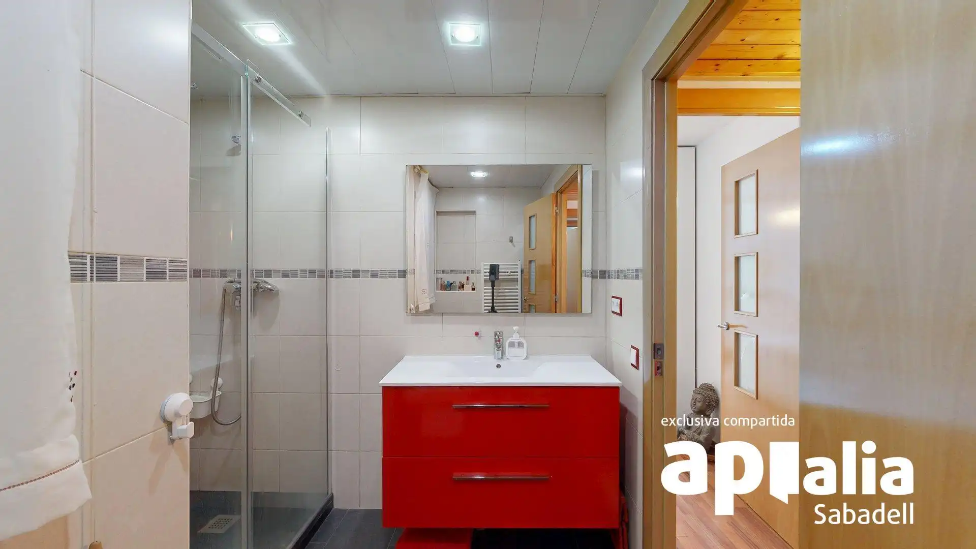 Badezimmer von Wohnung zum Verkauf in Barberà del Vallès mit Heizung, Terrasse und Balkon