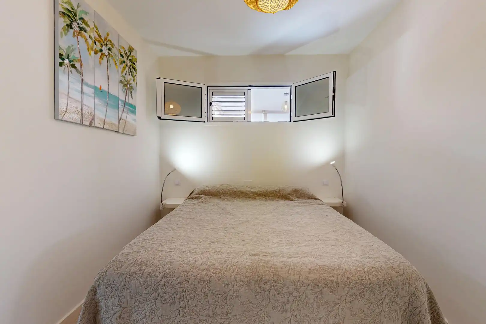 Habitación de Ático de alquiler en Las Palmas de Gran Canaria con Calefacción, Terraza y Amueblado