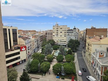 Piso con ascensor en venta en Centro